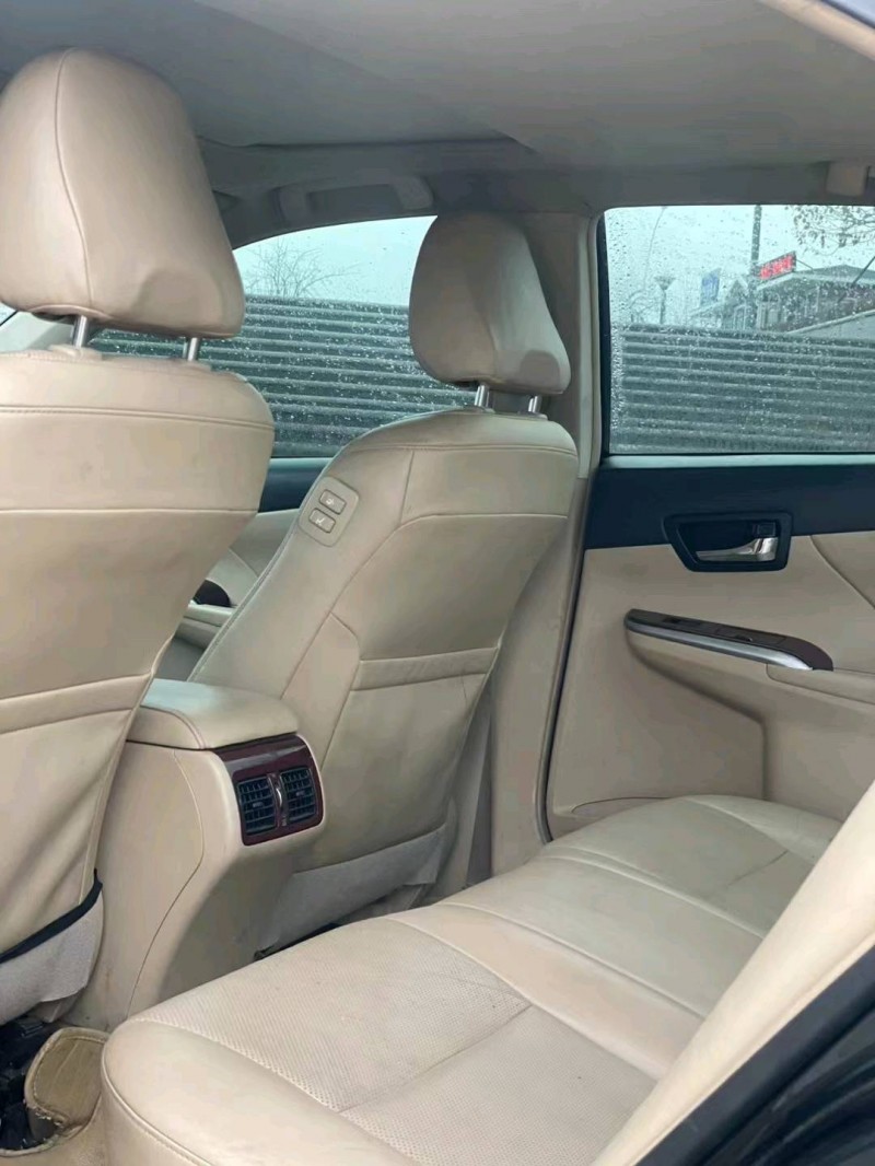 枣庄14年丰田凯美瑞4