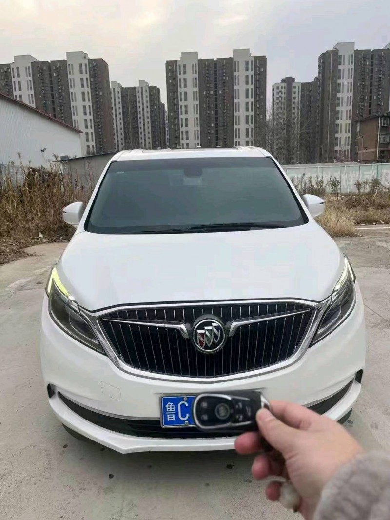 东营19年别克GL81