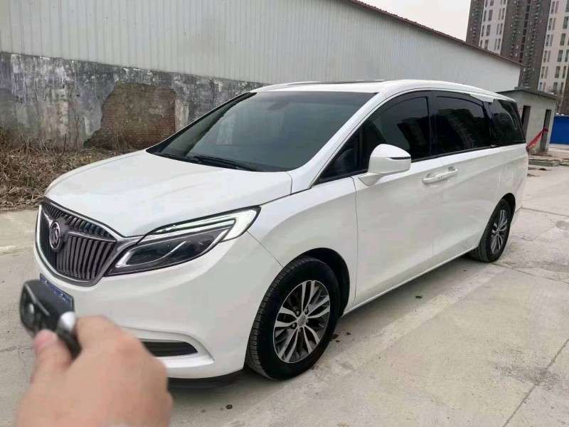 东营19年别克GL84