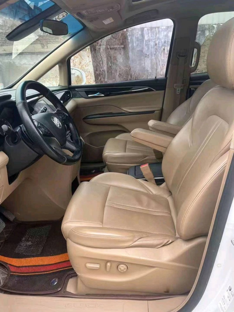 东营19年别克GL87