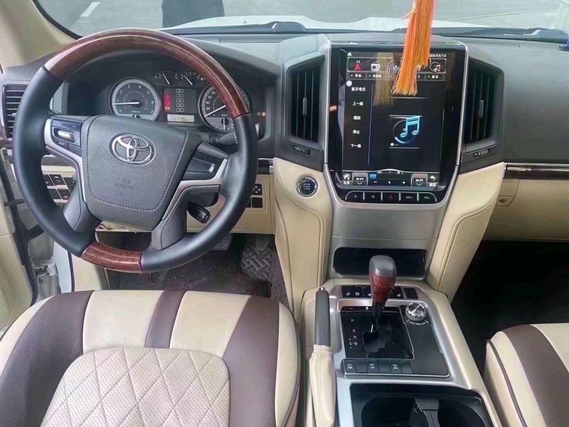 邯郸16年丰田兰德酷路泽4