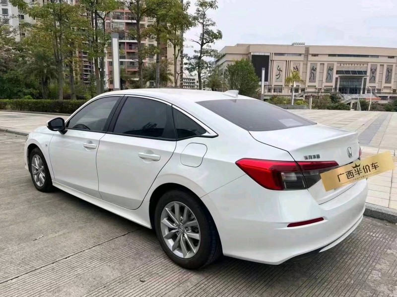 深圳22年本田思域6