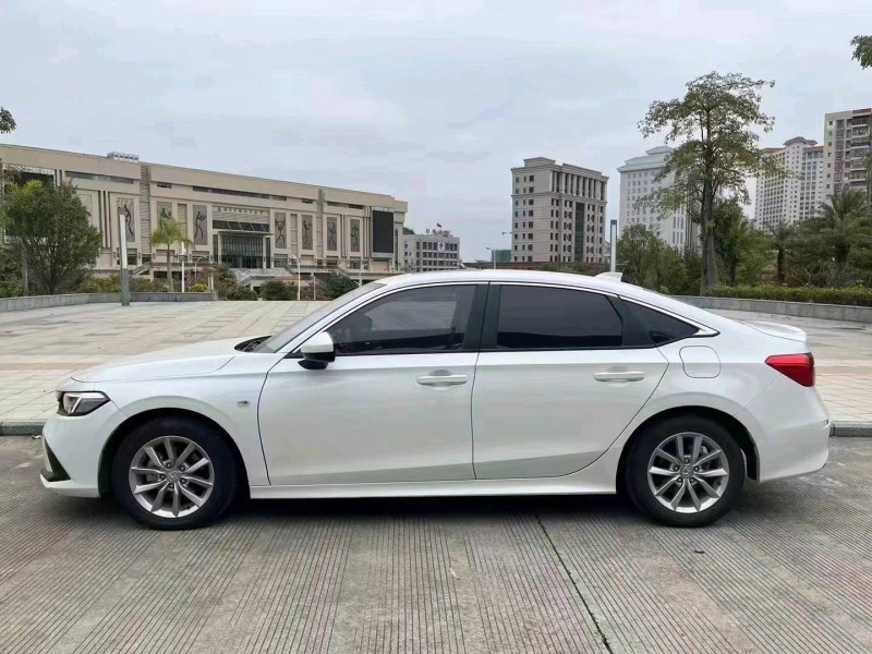 深圳22年本田思域8