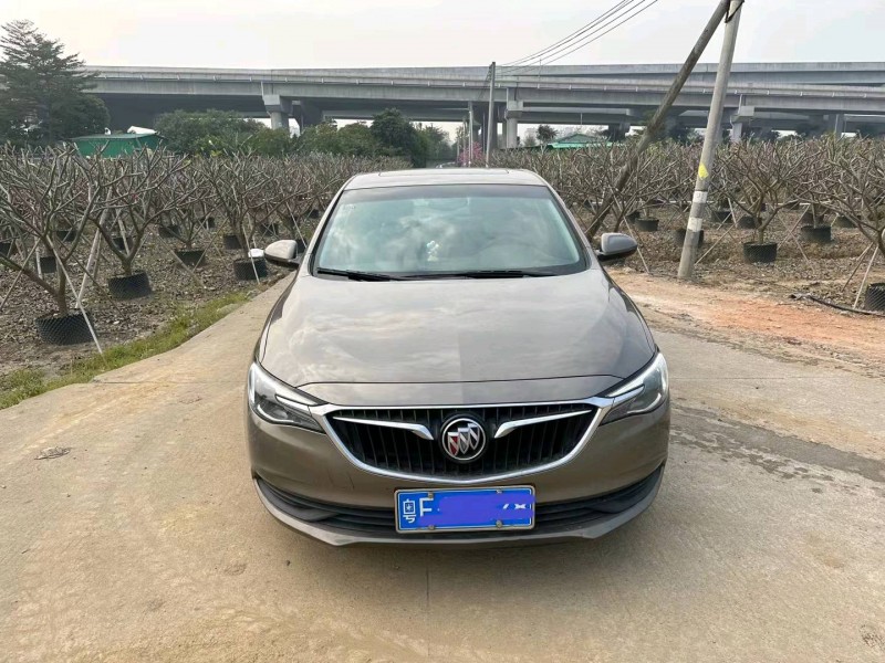 深圳19年别克英朗1