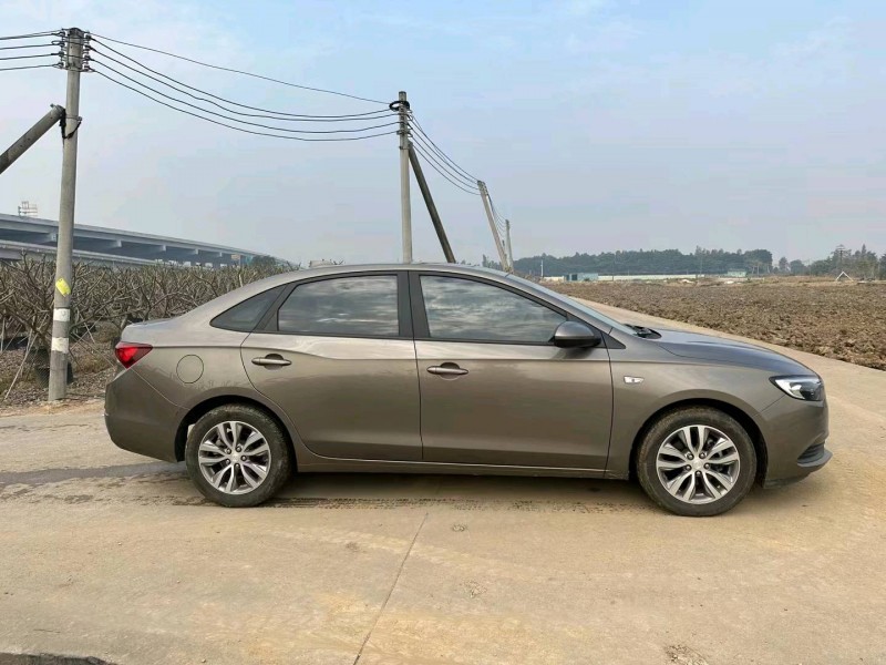 深圳19年别克英朗2