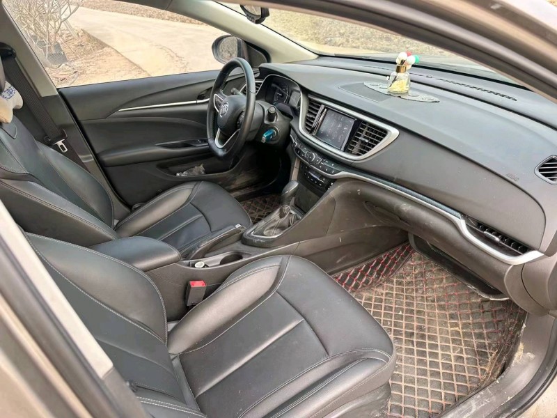 深圳19年别克英朗3