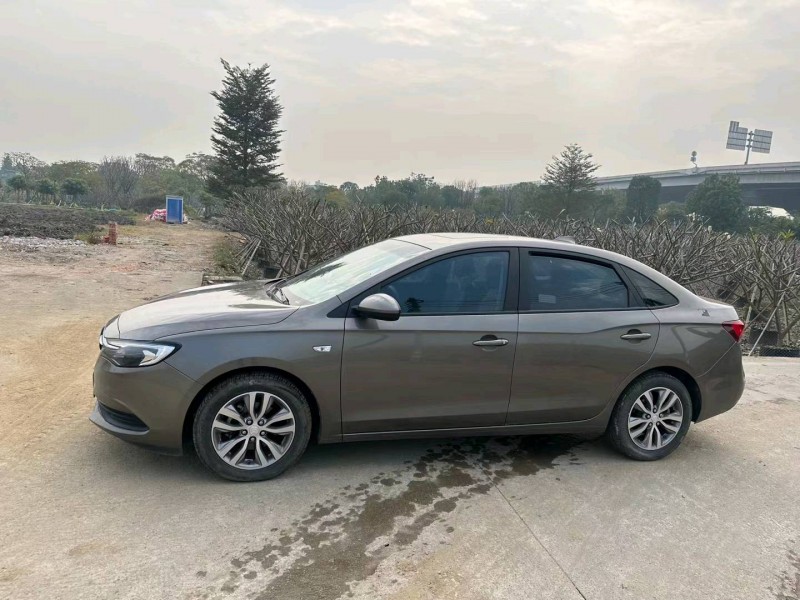 深圳19年别克英朗6