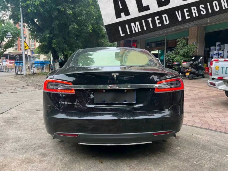 韶關15年特斯拉MODEL S5