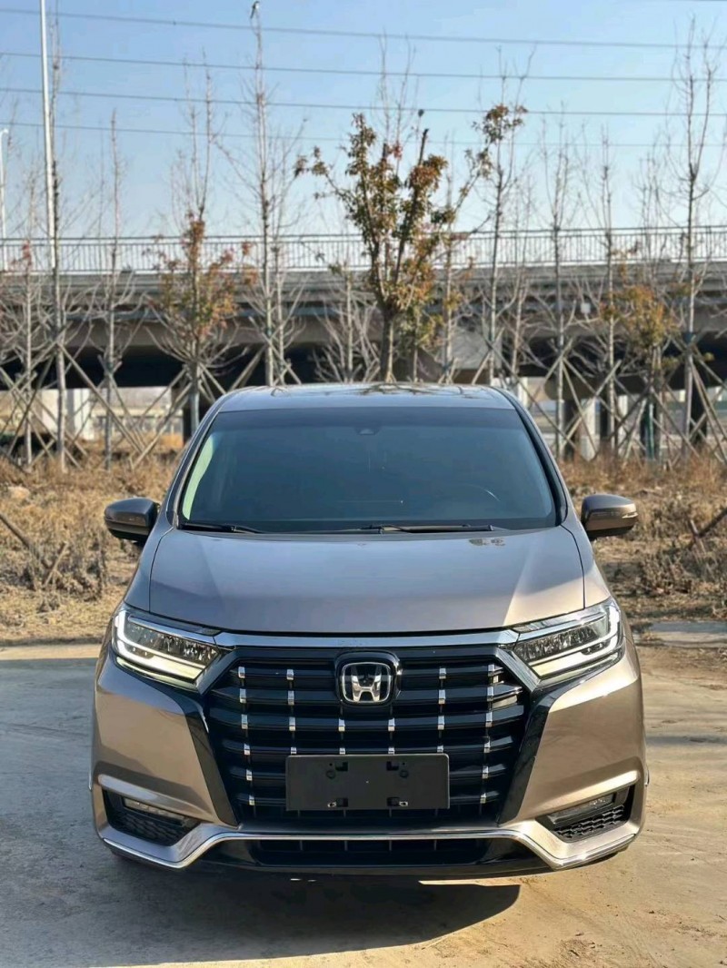 青岛22年本田艾力绅1