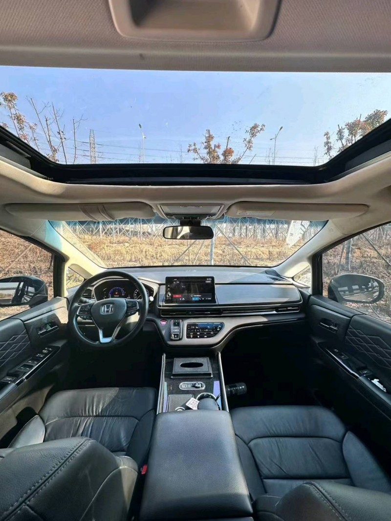 青岛22年本田艾力绅5