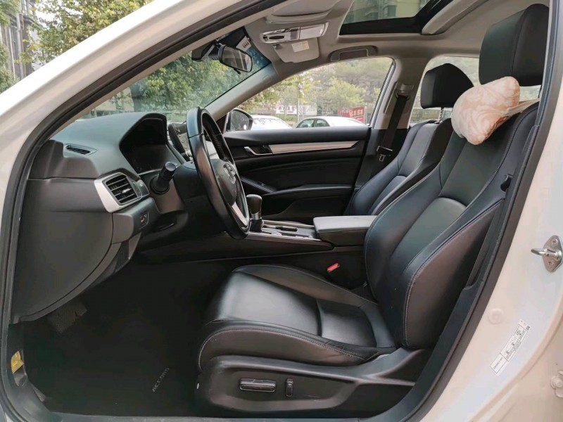 珠海21年本田雅阁6