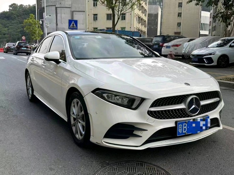 珠海19年奔驰A4