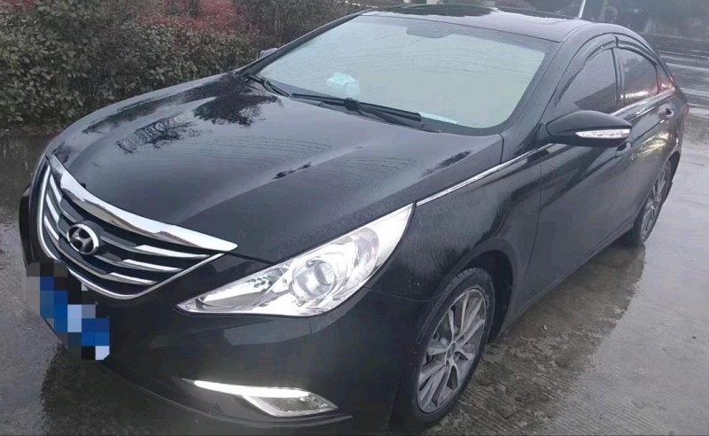 济南14年现代索纳塔八1