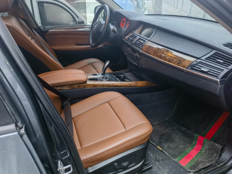 济南10年宝马X52