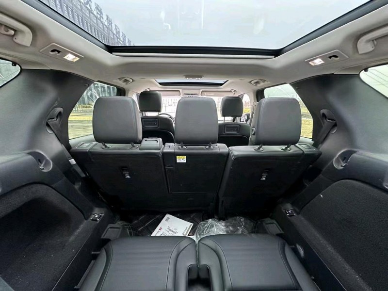 盐城22年路虎发现4