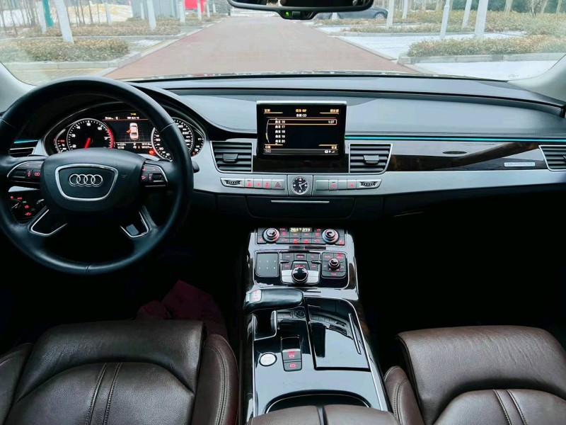聊城14年奥迪A8L9