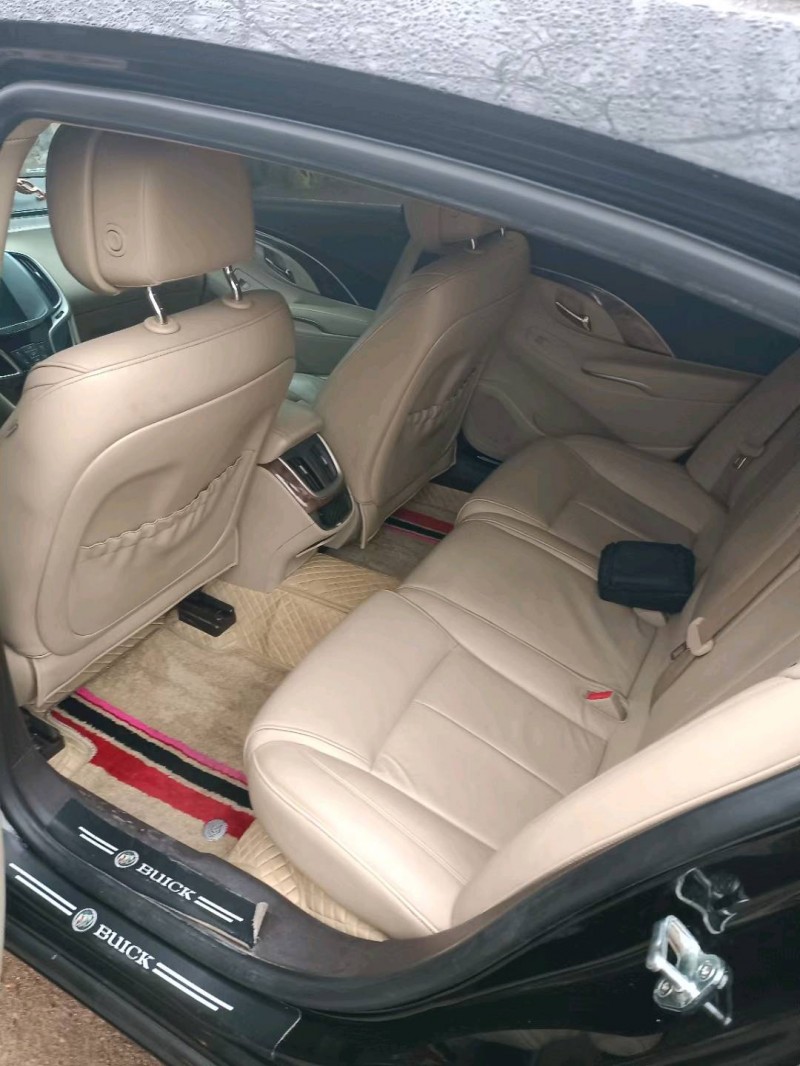 潍坊15年别克君越3