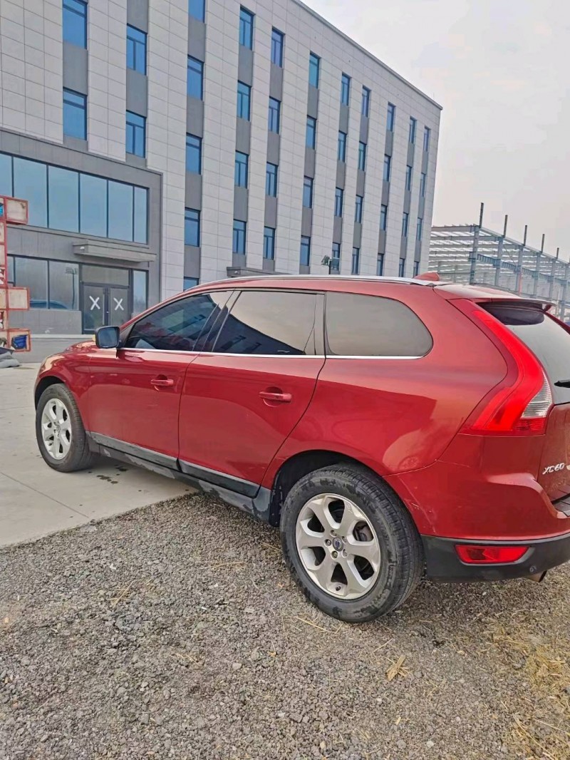 廊坊13年沃尔沃XC604
