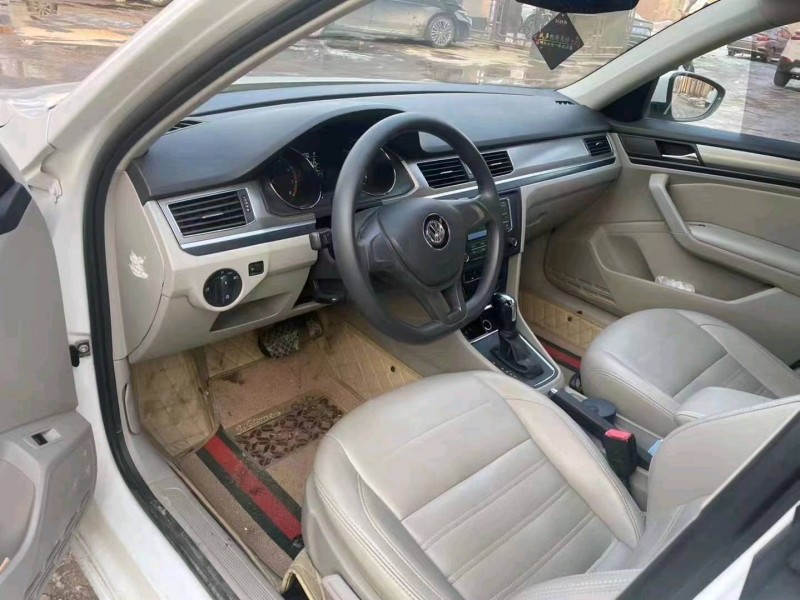 保定17年大众宝来4