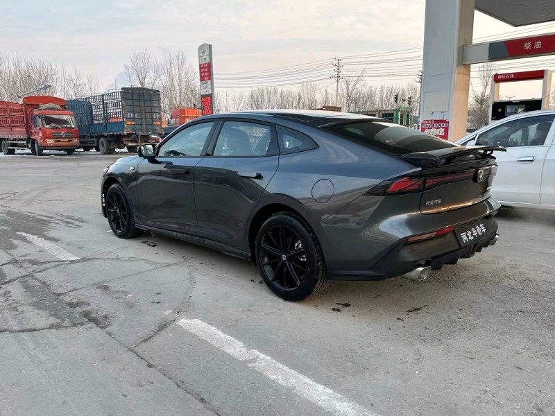 保定23年长安汽车UNI-V8