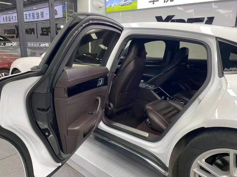 聊城18年保时捷帕拉梅拉4