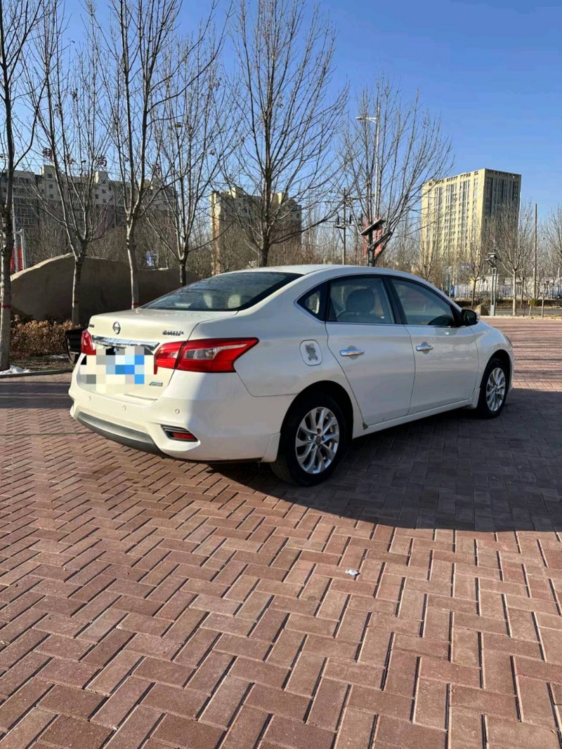 邯郸17年日产轩逸8