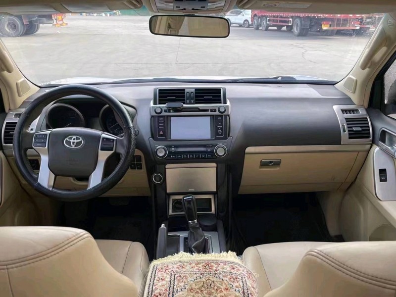 保定14年丰田普拉多5