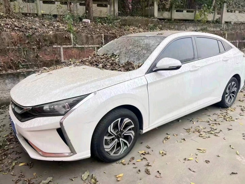 成都22年东风奕炫2