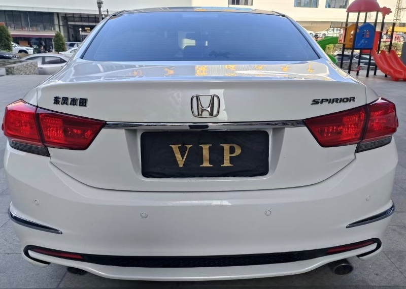 东莞16年本田思铂睿4