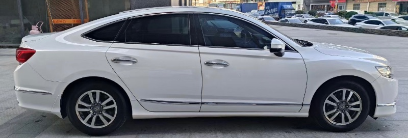 东莞16年本田思铂睿5