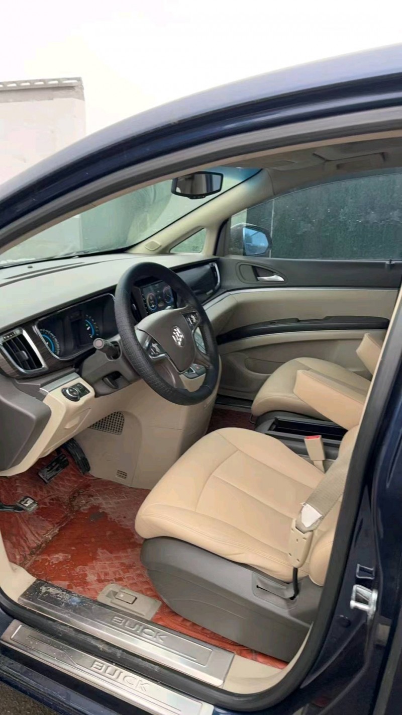 枣庄12年别克GL82