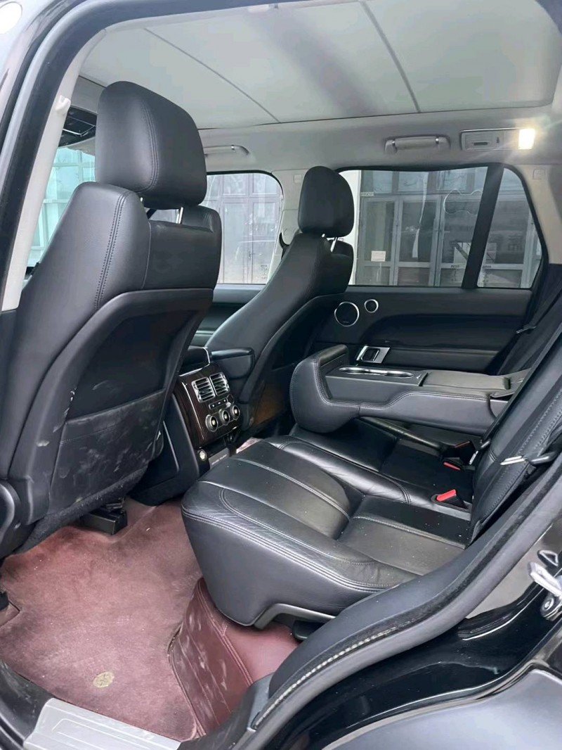 徐州18年路虎揽胜行政7