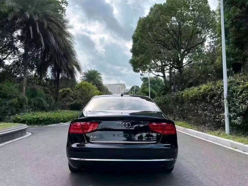 臺州12年奧迪A8L4