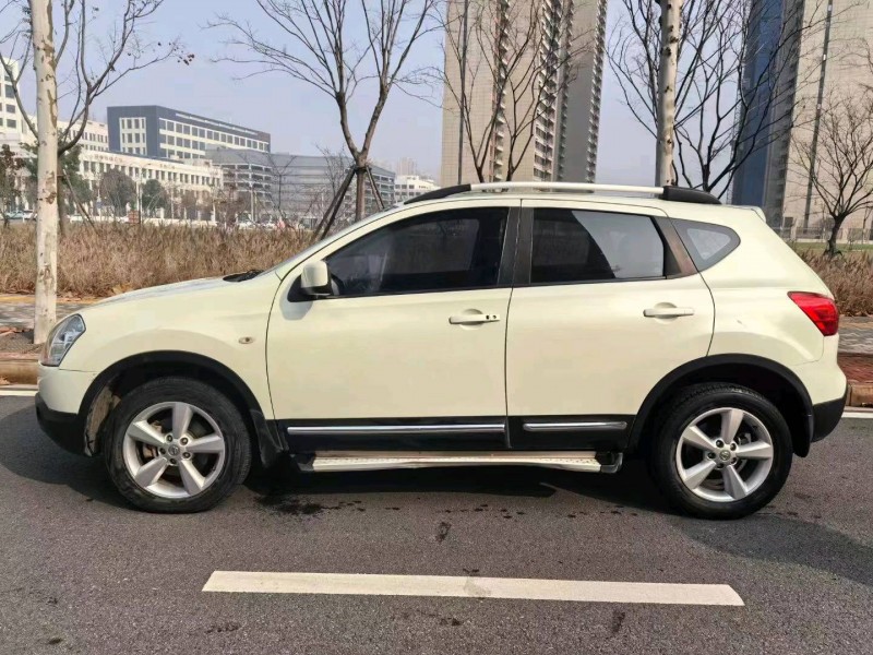 宜昌14年日產逍客4