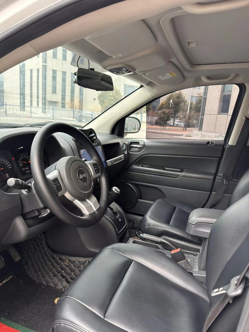 徐州15年Jeep指南者6