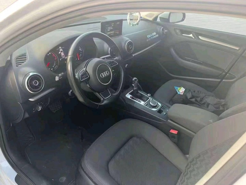 济宁17年奥迪A34