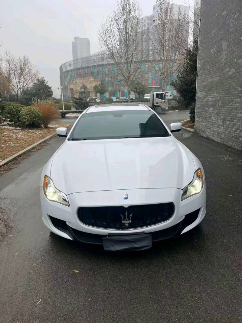 济宁14年玛莎拉蒂总裁1