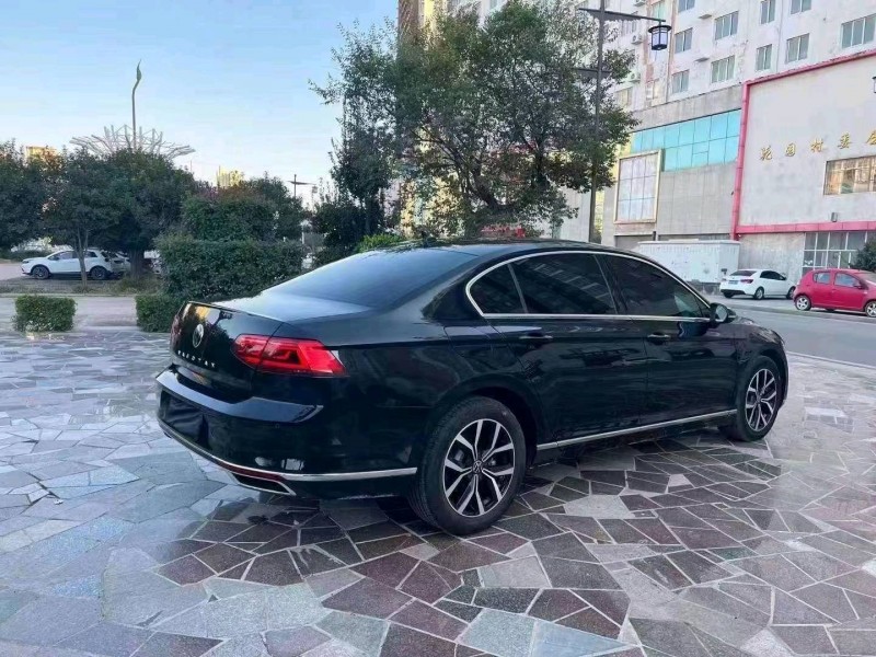 济宁21年大众迈腾8