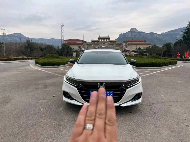 枣庄22年本田雅阁1