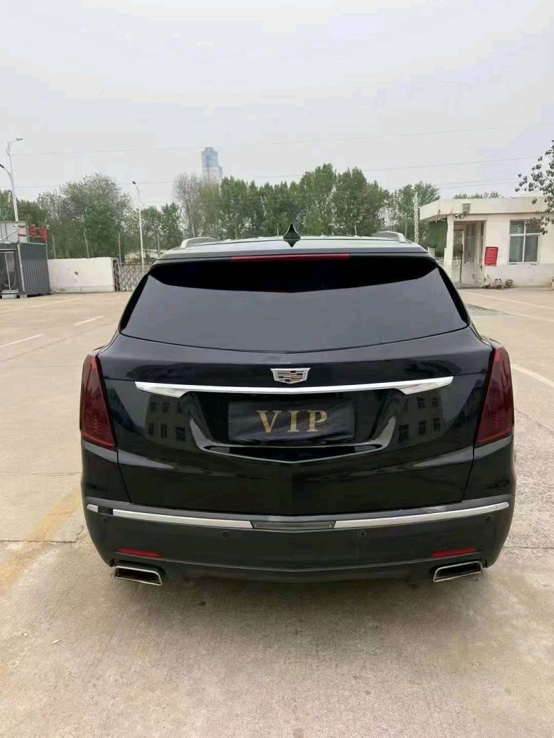济宁17年凯迪拉克XT59