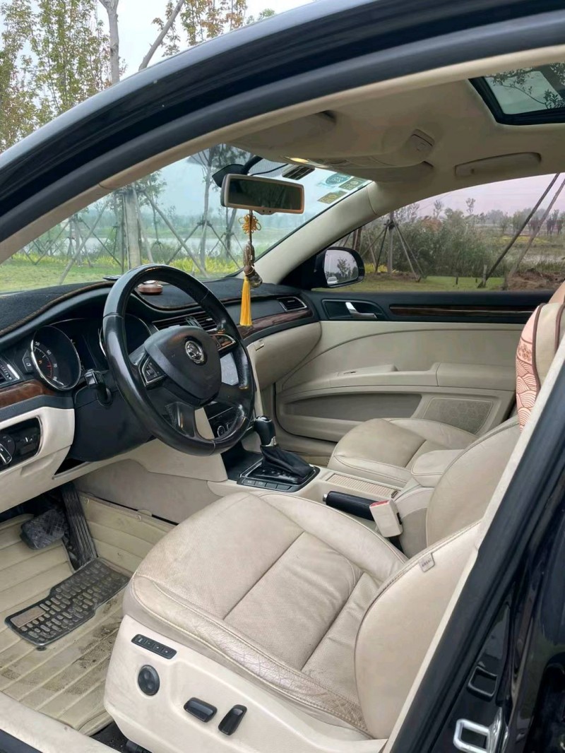 徐州14年斯柯达昊锐8