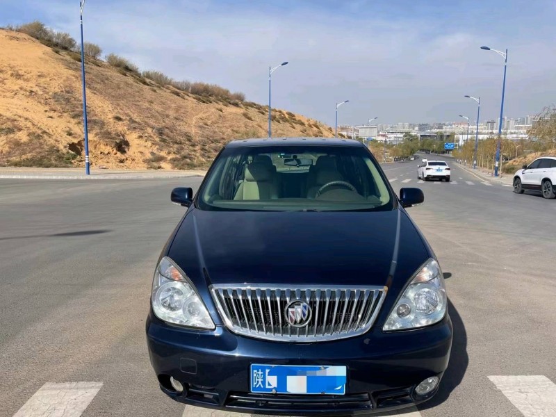 济南15年别克GL81