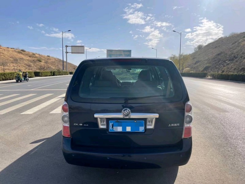 济南15年别克GL82