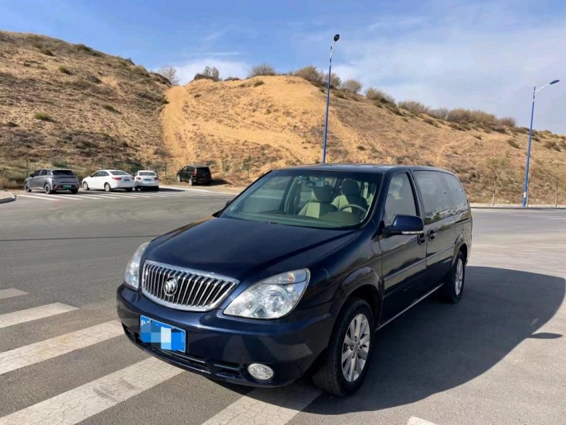 济南15年别克GL84