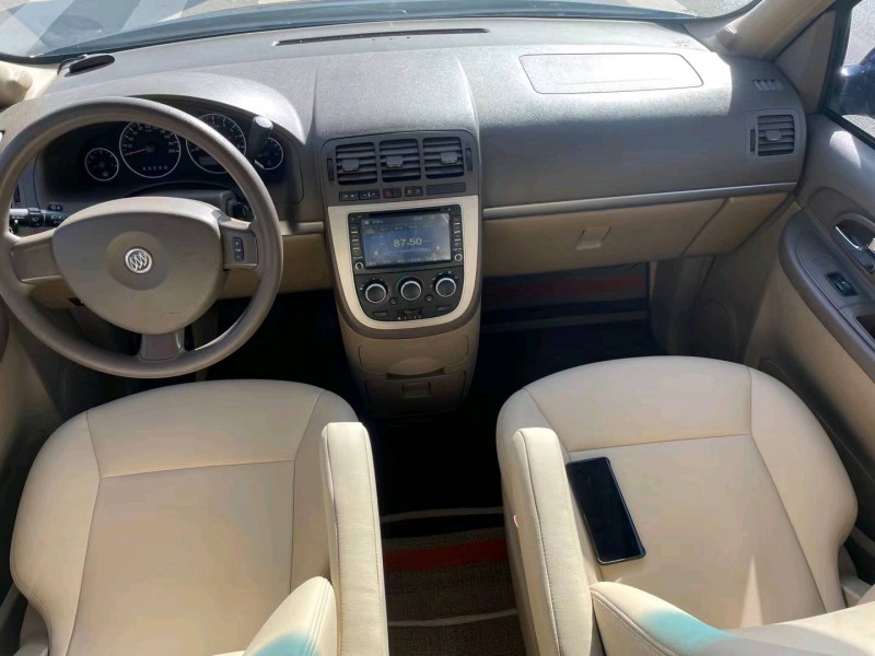 济南15年别克GL86