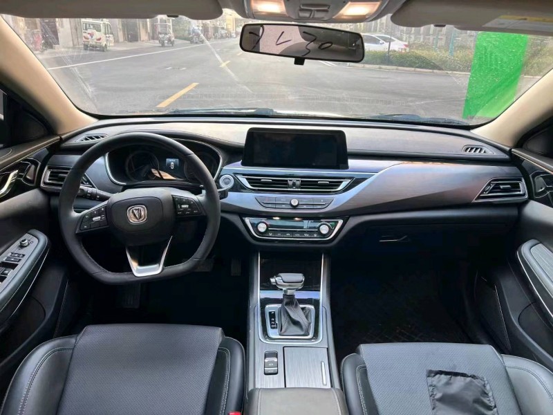 常州21年长安汽车锐程CC4