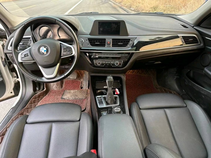 邯郸19年宝马1系7