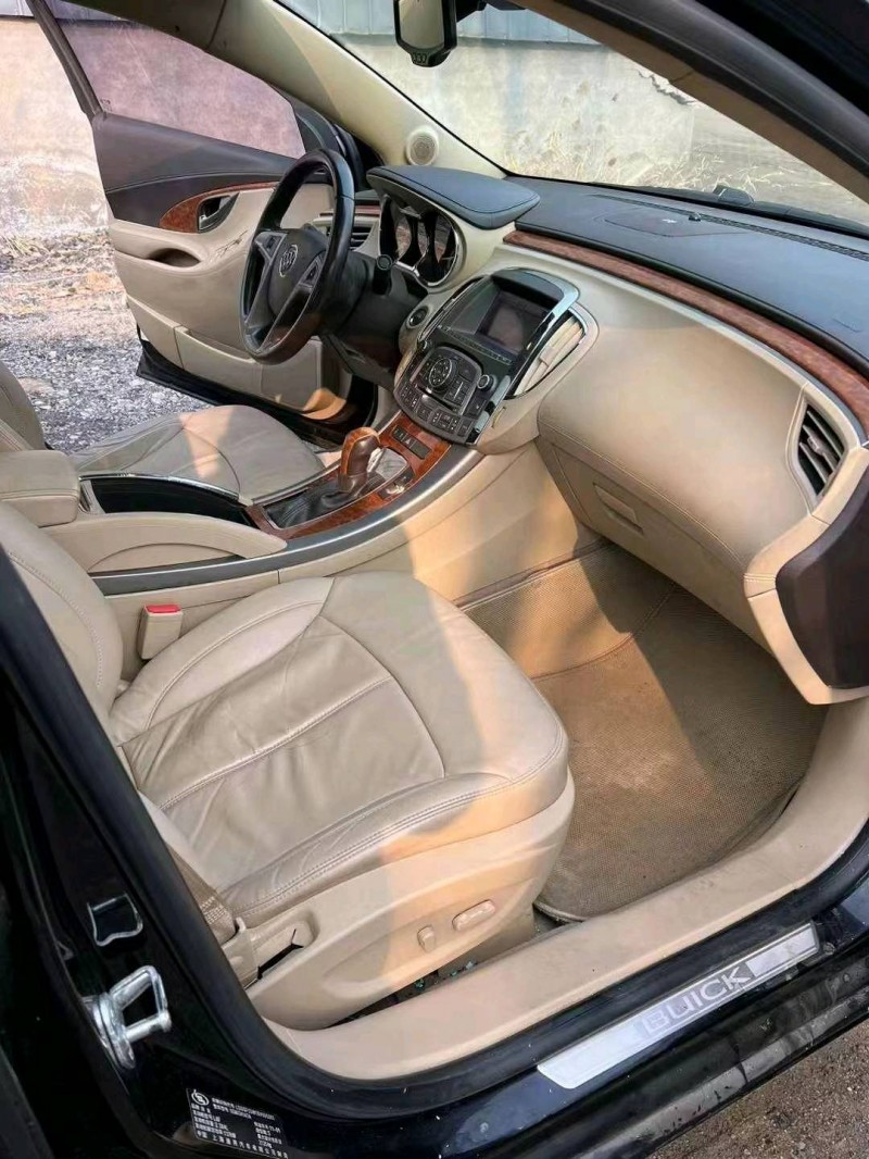 东营19年别克君越4