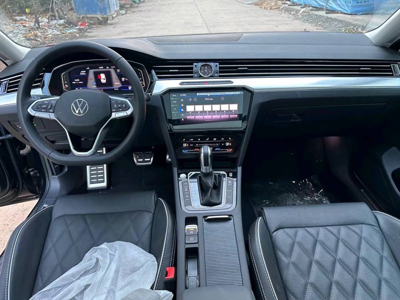 邯郸23年大众迈腾6