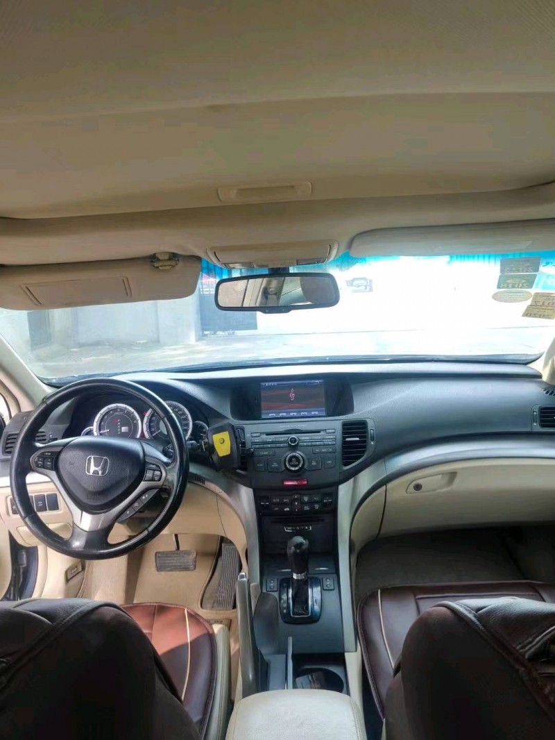 东营10年本田思铂睿7